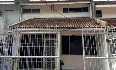 Rumah dalam Cluster Srengseng Kembangan Jakarta Barat