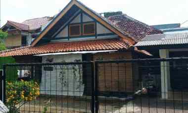 Rumah dan Kost2an Strategis di Paseban Jak Pus