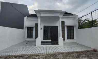 Rumah dekat Alun-alun GDC Jatimulya Depok