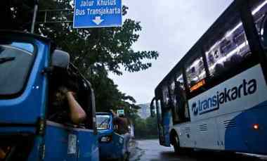 Rumah dekat Budi Luhur Universitas