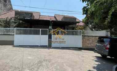 Rumah dekat Fasilitas Kesehatan Semi Furnish di Jogja