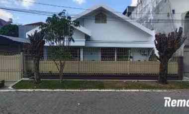 Rumah Dharmahusada Indah BARAT, Strategis, Langka