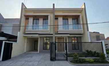 Rumah Dharmahusada Indah New Minimalis Row 3.5 Mobil