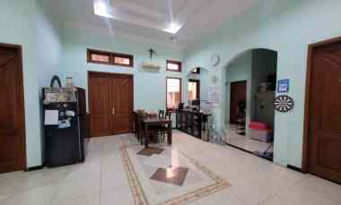 Rumah di Bukit Sari Banyumanik Semarang