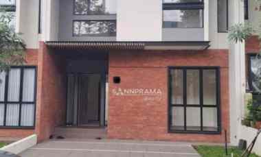 Rumah di Cluster Exclusive Sutera Sawangan -Rich