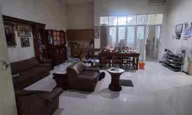 rumah di manyar tirtomoyo sby timur