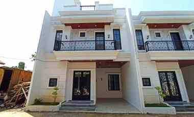 Rumah Dijual di Rangkapan jaya