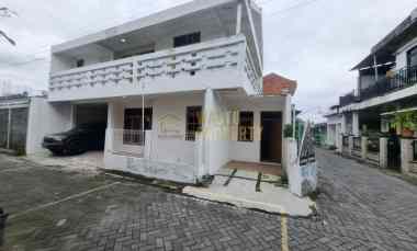 Rumah Dijual Cepat di Minomartani dekat Pakuwon Mall