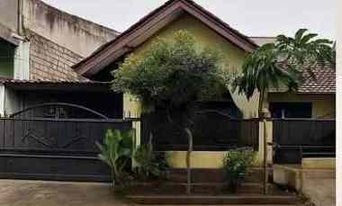 Rumah Dijual Cepat Murah BU Lokasi di Kreo Selatan