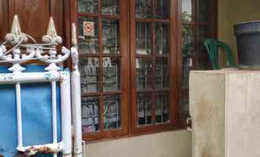 Rumah Dijual di Jalan Nanas 1