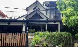 Rumah Dijual dekat Transmart Graha Raya Bintaro
