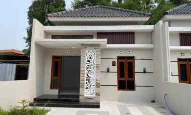 rumah dijual design modern dekat pasar wedi klaten