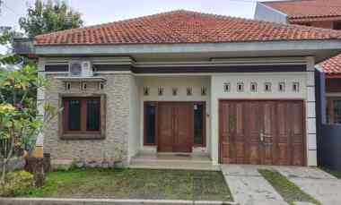 Rumah Durian Banyumanik Full Furnished Siap Huni