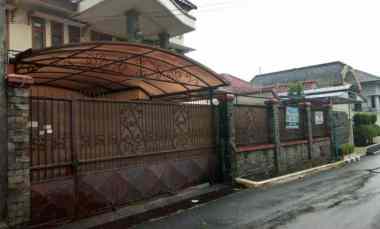 Rumah Elite Gunung Batu dekat Tol Pasteur Hadap Barat