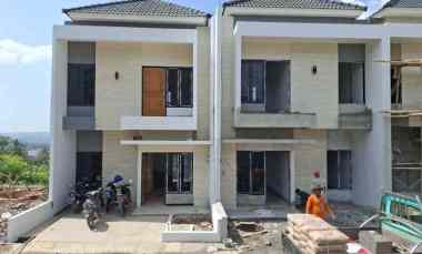 Rumah Exclusive di Cluster Baru Banyumanik Semarang