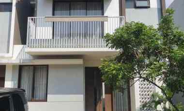 Rumah Full Furnished Disewakan di Summarecon, Bandung
