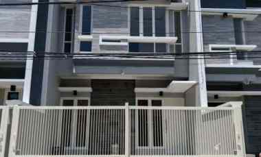 Rumah Gress Minimalis Unit B, di Jemursari