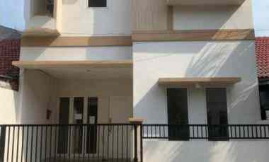 Rumah Griya Asri, Hadap Utara, Row 2 Mobil