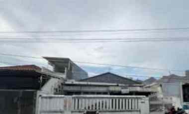 Rumah Hitung Tanah di Kertajaya Indah