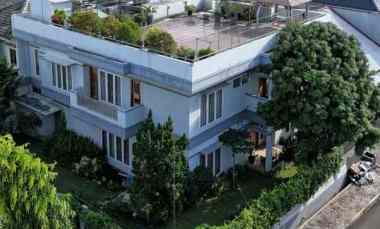 Rumah Dijual di Kayu Putih