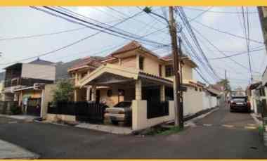 Rumah Hook di Perumahan Duren Sawit Baru Jakarta Timur