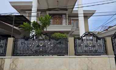 Rumah Dijual di Jatiwaringin