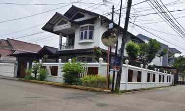 Rumah Hook Siap Huni di Duren Sawit, Jakarta Timur