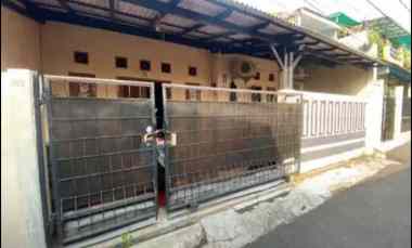 Rumah Ideal Apik di Asem Baris, Tebet. Jakarta Selatan