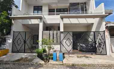 Rumah Jalan Baruk Baru Renovasi, Lantai Granit