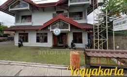 Rumah Kotabaru Yogyakarta 2 Lantai 2 Muka Cocok untuk Kantor. SHM