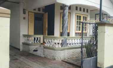 Rumah Dijual di Jl Gunung Batu