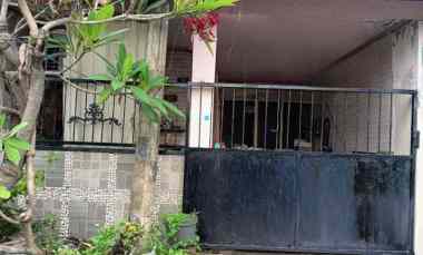 Rumah jl.Lebak Timur Asri Bebas Banjir