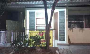 rumah jl tribuana tunggadewi