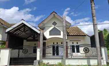 Dijual Rumah di Perumahan Taman Gading