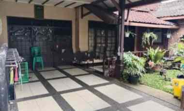 Rumah Jual Hitung Tanah BU di Area Rambutan, Ciracas