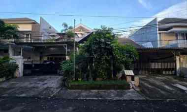 Rumah Kertajaya Indah, Strategis