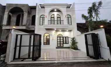 Rumah Klasik Eropa Siap Huni di Utara Maguwoharjo