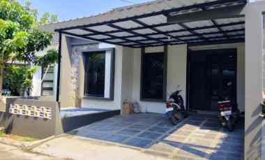 Rumah Komplek Cihanjuang Full Renovasi 8 menit Pemkot