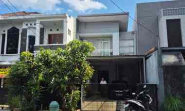 Rumah Komplek Setiabudi Ada Taman Depan Full Furnished