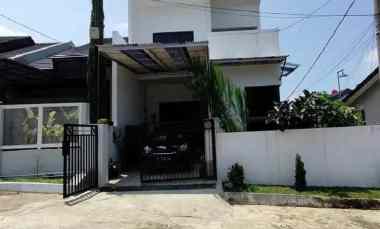 rumah komplek taman pesona cihanjuang