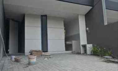 rumah kutisari indah new minimalis