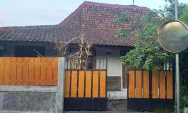 rumah limasan di sardonoharjo ngaglik sleman