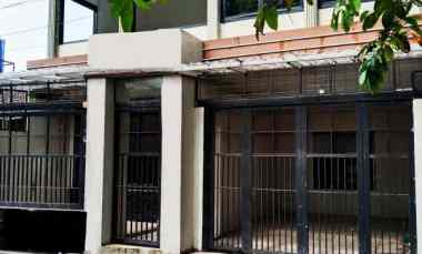 Rumah Dijual di JL SalendronTurangga