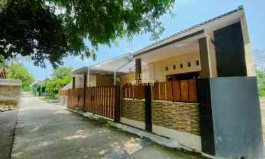 Rumah Luas 3 Kamar dekat Sd Kanisius Kalasan Sleman