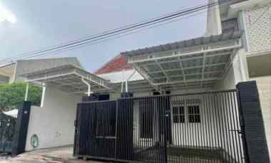 Rumah Manyar Jaya sudah Renovasi, STRATEGIS, Minimalis