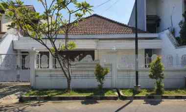 rumah margorejo indah strategis row 4 mobil