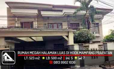 rumah megah halaman luas di area jl mampang prapatan