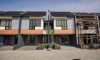 Rumah Mewah 2 Lantai di Sawangan Depok