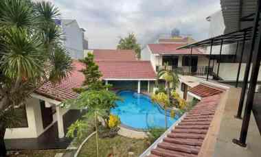 Rumah Mewah 2 Lt jl. Malang, Menteng, Jakarta Pusat
