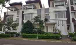 Rumah Mewah 3 Lantai di Gading Serpong